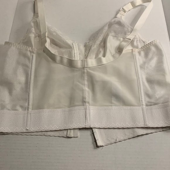 𝅺VINTAGE Carnival full figure bra size 44 D- good condition - Picture 7 of 14